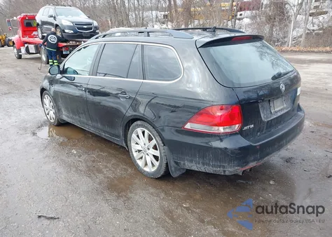 2011 Volkswagen Jetta Sportwagen 2.0L Tdi from USA, damaged, VIN 3VWML7AJ6BM676040